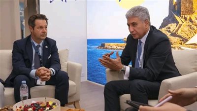 وزير السياحة والآثار يواصل لقاءاته المهنية مع رؤساء ومسئولي كبرى الوكالات واللجان والروابط الدولية