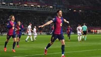 برشلونة ينفرد بصدارة الدوري الإسباني بعد ريمونتادا أمام ريال سوسيداد