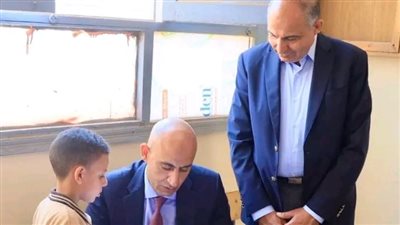 وزير التربية والتعليم ومحافظ المنيا يواصلان جولتهما التفقدية بزيارة 3 مدارس بإدارة أبو قرقاص التعليمية