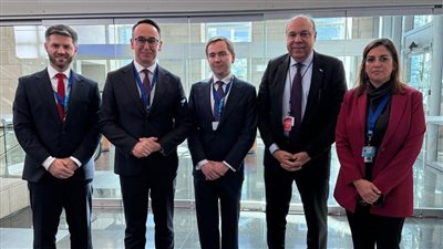 الحفني يبحث مع وزير البنية التحتية البولندي آفاق التعاون في مجال النقل الجوي و تعزيز الحركة الجوية