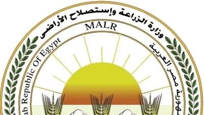 وزير الزراعة يوجه بتكثيف توعية المزارعين بأهمية اتباع السياسة الصنفية