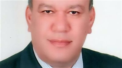 رئيس شركة ميناء القاهرة الجوي يهنئ العاملين بالمطار بعد فوزه بجائزة قيادة المطارات المحورية في الاستدامة لعام 2024*