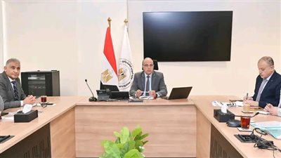 وزير الري يتابع موقف منظومة تطهيرات المجاري المائية وأعمال التطوير الجارية لهذه المنظومة