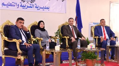 خطوة نحو المستقبل: محافظ دمياط يسلم 315 عقداً للمعلمين الجدد ضمن مسابقة 