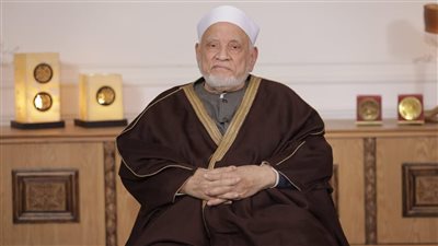 الدكتور أحمد عمر هاشم يودع الحياة تاركًا إرثًا علميًا ودينيًا خالدًا