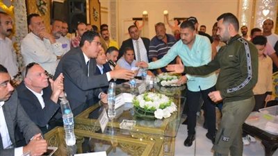 نائب محافظ الدقهلية يتابع القرعة العلنية لتسكين الباعة بسوق طلخا الحضاري