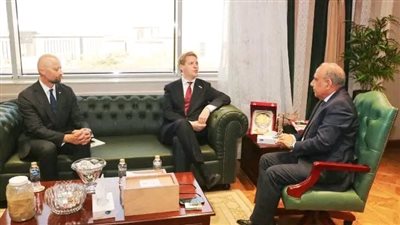 وزير الكهرباء والطاقة المتجددة يبحث مع وزير التنمية الدولية بمملكة النرويج التعاون 