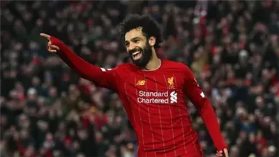 محمد صلاح وجماهير ليفربول.. لحظة تحية تتحول إلى أزمة وداع محتمل