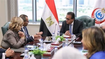 وزير الصحة يستقبل وفد المجلس التنفيذي لاتحاد المستشفيات العربية لبحث سبل التعاون في دعم القطاع الصحي