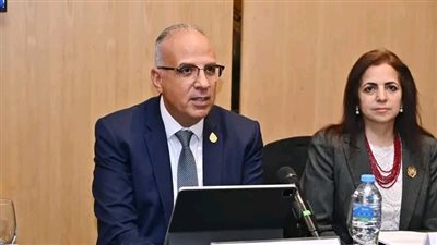الدكتور سويلم يشارك في جلسة 