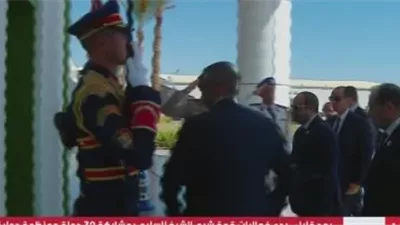 الرئيس السيسي يصل إلى مقر انعقاد قمة شرم الشيخ للسلام