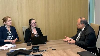 رئيس هيئة الدواء المصرية يبحث مع نظيرته السويدية تعزيز التعاون