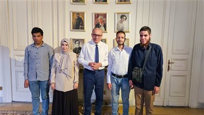 السفير التركى بالقاهرة يستضيف  3من ذوي الهمم  من طلاب معهد يونس أمره.