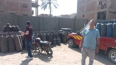 محافظة الجيزة تضبط 250 أسطوانة بوتاجاز قبل بيعها في السوق السوداء بمركز أبو النمرس