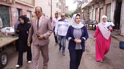 نائب محافظ دمياط تأمر برفع كفاءة النظافة وتنظيم الباعة الجائلين بمحيط المستشفيات