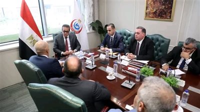نائب رئيس الوزراء وزير الصحة يبحث مع «اتصالات مصر» تطوير المنظومة الصحية الرقمية