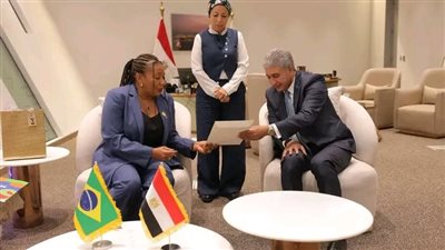 وزير السياحة والآثار يستقبل وزيرة الثقافة البرازيلية وممثلة الرئيس البرازيلي لحضور حفل الافتتاح
