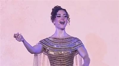 شيرين أحمد طارق صوت مصري يتألق في افتتاح المتحف المصري الكبير من قلب برودواي