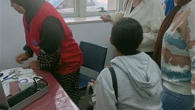 مبادرة دعم صحة المرأة بالسويس تفحص طالبات جامعة الجلالة 