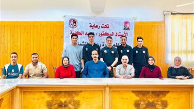 إجراء مسابقة “دورى المعلومات” بكلية الحقوق بقنا | صور 