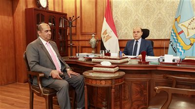 محافظ كفرالشيخ يبحث جهود تحصين وتكثيف الحملات البيطرية بالقرى لحماية الثروة الحيوانية
