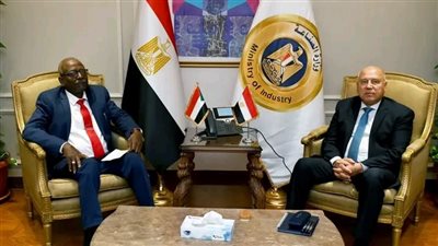 وزير الصناعة  يلتقي وزير البنية التحتية بجمهورية السودان لبحث سبل تعزيز التعاون 