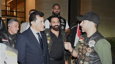 وزير الشباب والرياضة يلتقي شباب الدراجات النارية والسيارات الرياضية تمهيدًا لجولة بسيناء
