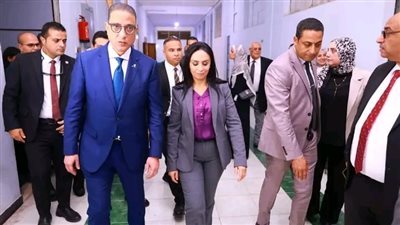وزيرة التضامن الاجتماعي توجه بدراسة حالة الأطفال بمؤسسة الرعاية الاجتماعية للأيتام