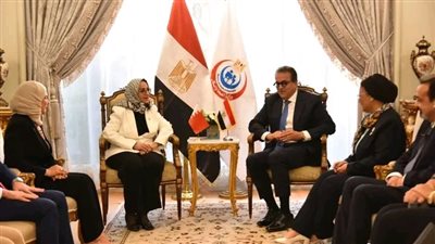 وزير الصحة يستقبل وزيرة صحة البحرين لبحث ملفات التعاون المشترك