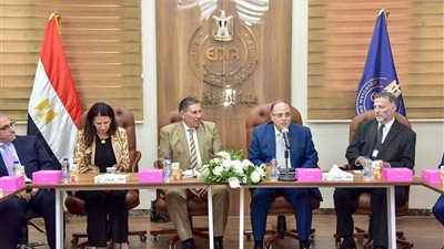 هيئة الدواء تستضيف اجتماع لجنة قطاع الصيدلة لمتابعة تطوير التعليم الصيدلي في مصر