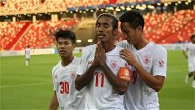  وصفهم بالحمقى.. وزير سنغافوري يعتذر للاعبي ومشجعي كرة القدم في هونج كونج