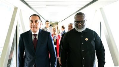 نيابة عن الرئيس السيسي.. رئيس الوزراء يصل جوهانسبرج للمشاركة في قمة العشرين 