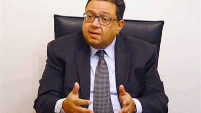 نائب رئيس الوزراء الأسبق: صعوبة تطبيق الحد الأدنى للأجور بالكامل تعود لتحديات هيكلية
