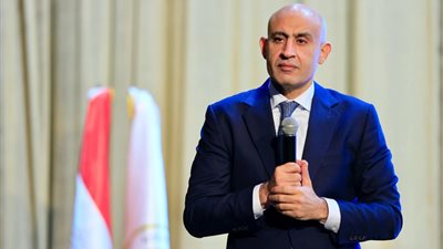 وزير التعليم يصدر كتابا دوريا بشأن آليات الحفاظ على أمن وسلامة الطلاب داخل المدارس الخاصة التى تطبق مناهج ذات طبيعة خاصة 
