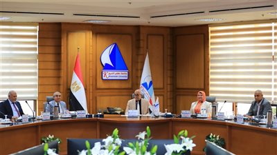 مجلس جامعة كفر الشيخ يوافق على تعيينات جديده ويطالب بتطوير البرامج الدراسيه لتتوافق مع سوق العمل