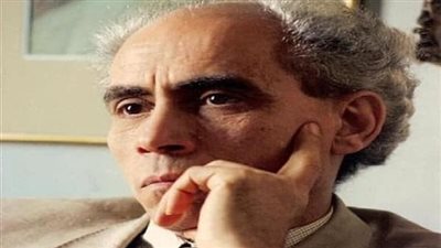 مؤسسة زاهي حواس تنعي الدكتور عبد الغفار شديد
