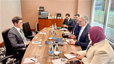 وزير البترول يبحث التعاون في المعادن الحيوية والنادرة مع شركة 