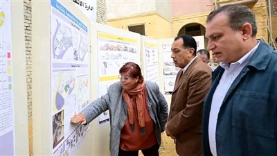رئيس الوزراء يتفقد أعمال إعادة إحياء منطقة 