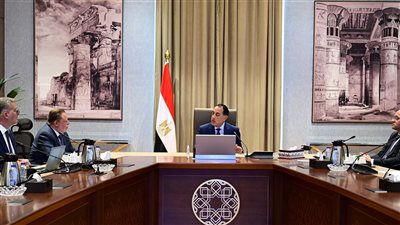 محافظ البنك المركزي يؤكد توافر المُكون الدولاري اللازم لتنفيذ خطة توفير المنتجات البترولية 