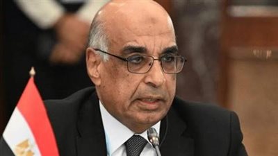 وزير العدل يعتمد حركة ترقيات كبرى لموظفي المحاكم والشهر العقاري والخبراء والطب الشرعي