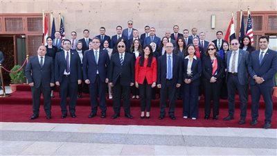 بالصور.. الجامعة الأمريكية تحتفل بتخريج الدفعة الرابعة من برنامج 
