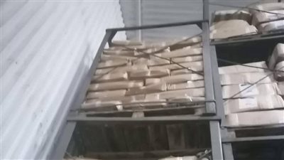 ضبط 5.6 طن جمبري وأسماك وكاليماري وبطارخ مجهولة المصدر وغير مطابقة للمواصفات في دمياط