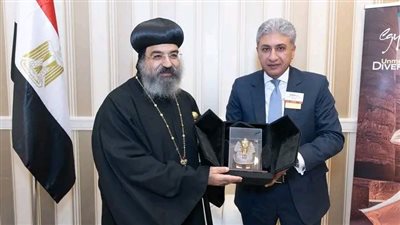 وزير السياحة والآثار يلتقي مع الأسقف العام للكنيسة القبطية الأرثوذكسية