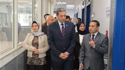 متابعة ميدانية لتطوير الريف.. محافظ دمياط يتفقد مشروعات 