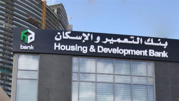 خلف الحدث