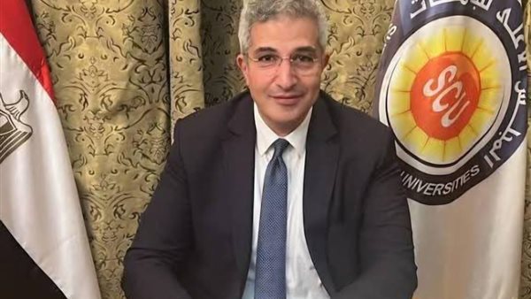 رئيس جامعة القاهرة